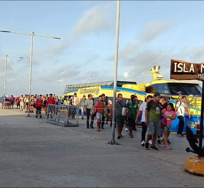 Vuelve la normalidad a los puertos de Quintana Roo tras paso de Beryl